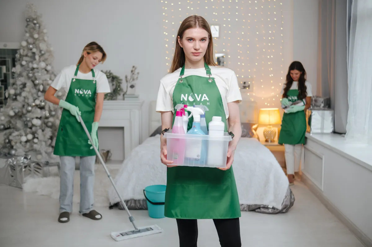 Чистка бассейнов